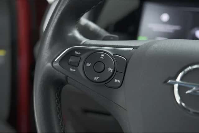 Opel Grandland (2022) thumbnail 3