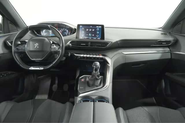 Peugeot 3008 (2020) thumbnail 2