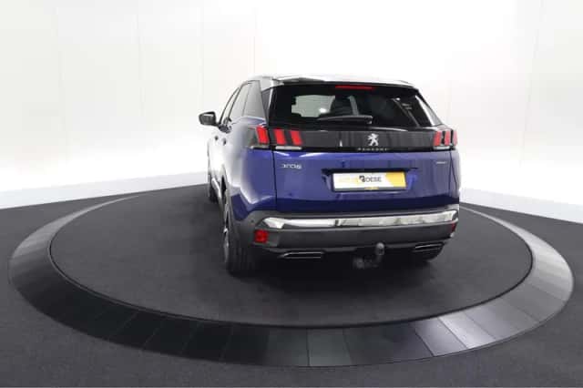 Peugeot 3008 (2020) thumbnail 4