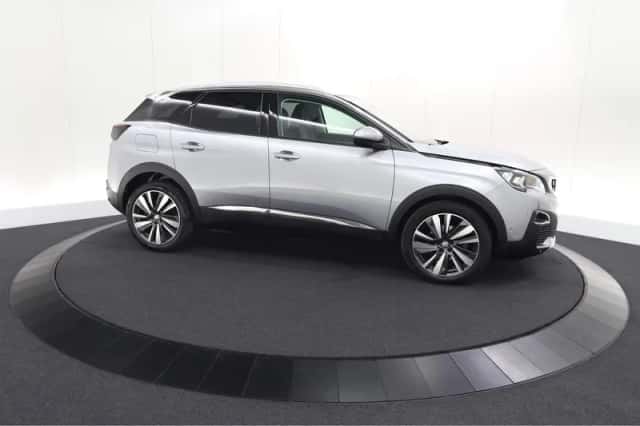 Peugeot 3008 (2020) thumbnail 5