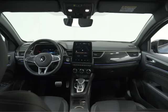 Renault Arkana (2023) thumbnail 2