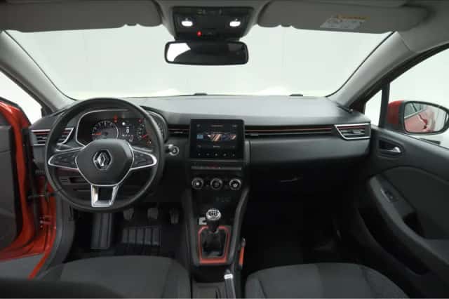 Renault Clio (2020) thumbnail 2