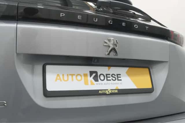 Peugeot 2008 (2020) thumbnail 6