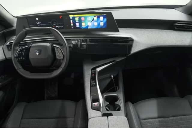 Peugeot 5008 (2025) thumbnail 2