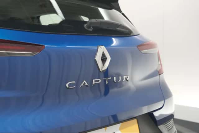 Renault Captur (2020) thumbnail 5