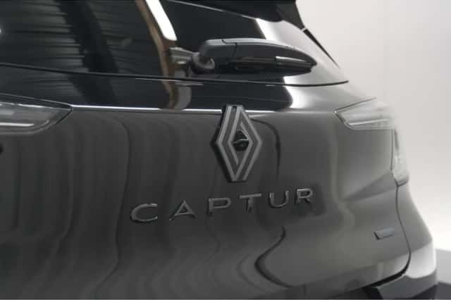 Renault Captur (2026) thumbnail 6