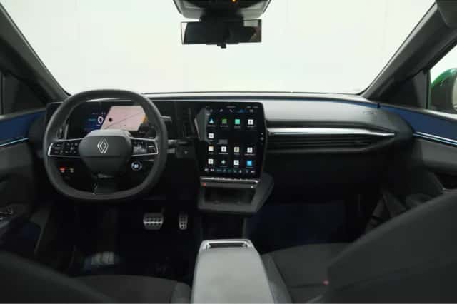 Renault Mégane E-Tech (2025) thumbnail 2