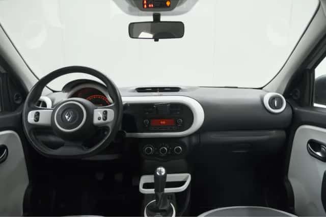 Renault Twingo (2018) thumbnail 2