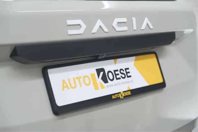 Dacia Duster (2025) thumbnail 3