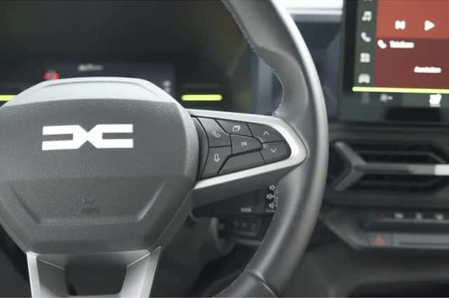 Dacia Duster (2025) thumbnail 43