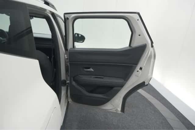 Dacia Duster (2025) thumbnail 60