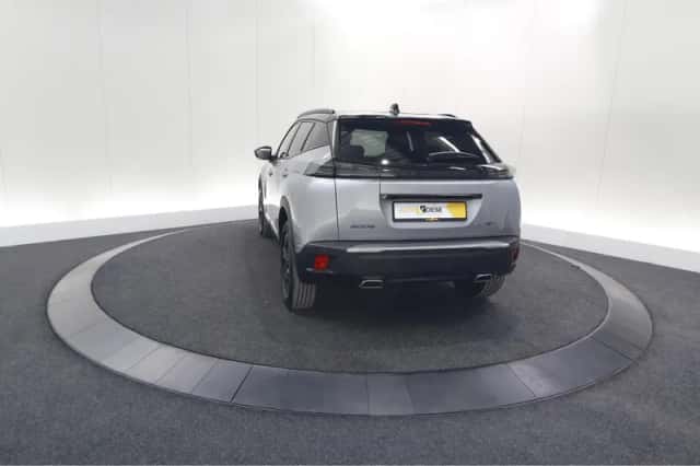 Peugeot 2008 (2024) thumbnail 11