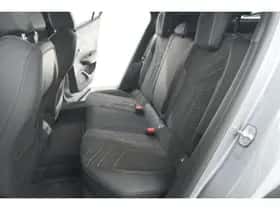 Peugeot 2008 (2024) thumbnail 30