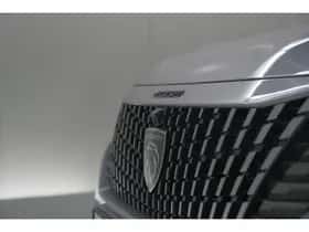 Peugeot 2008 (2024) thumbnail 4