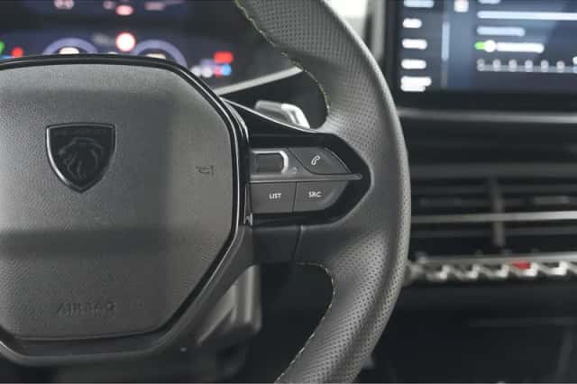 Peugeot 2008 (2024) thumbnail 33