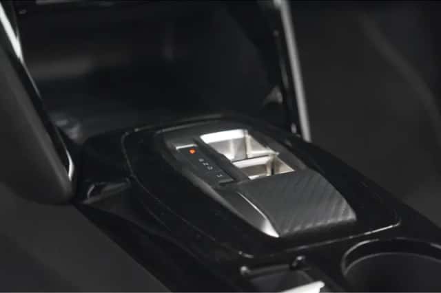 Peugeot 2008 (2024) thumbnail 44