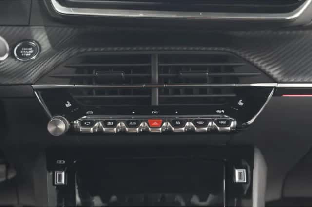 Peugeot 2008 (2024) thumbnail 47
