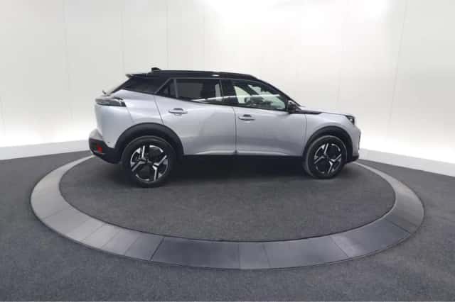 Peugeot 2008 (2024) thumbnail 9