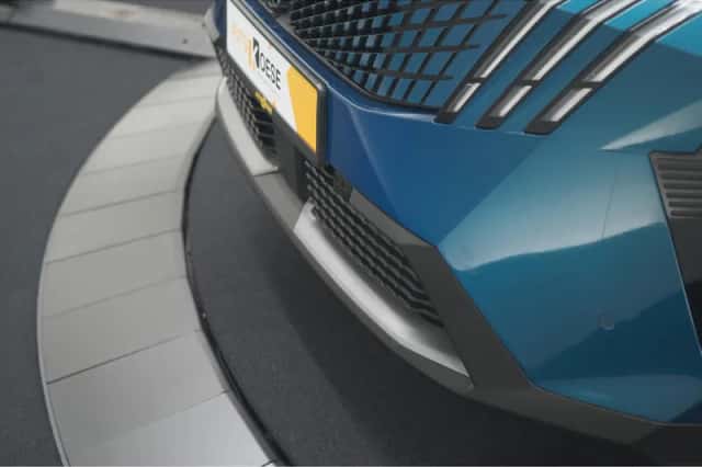 Peugeot 5008 (2024) thumbnail 15