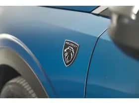 Peugeot 5008 (2024) thumbnail 18