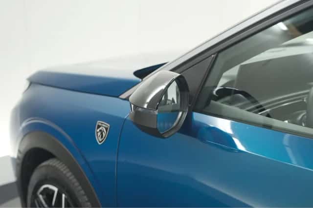 Peugeot 5008 (2024) thumbnail 21
