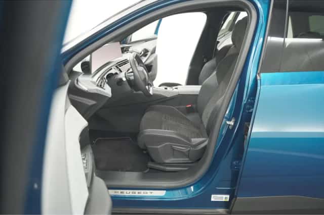 Peugeot 5008 (2024) thumbnail 26