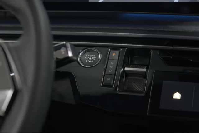 Peugeot 5008 (2024) thumbnail 39