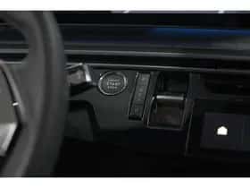 Peugeot 5008 (2024) thumbnail 39