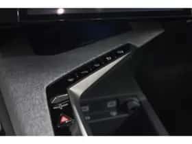 Peugeot 5008 (2024) thumbnail 43