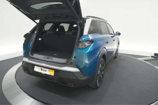 Peugeot 5008 (2024) thumbnail 63