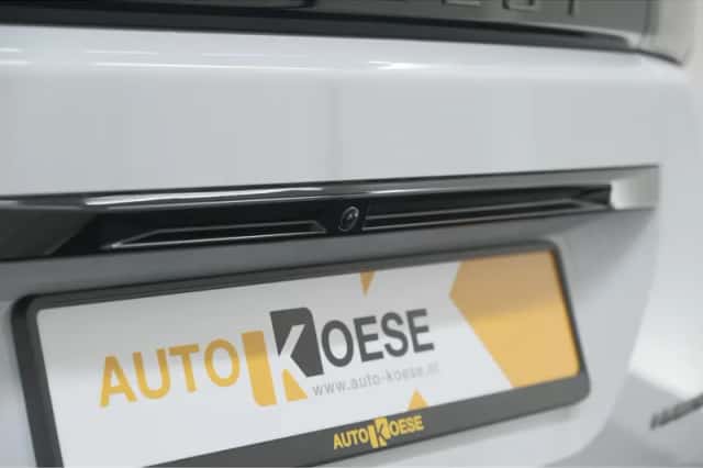 Peugeot 2008 (2025) thumbnail 4