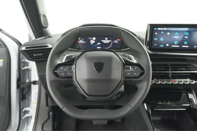 Peugeot 2008 (2025) thumbnail 32