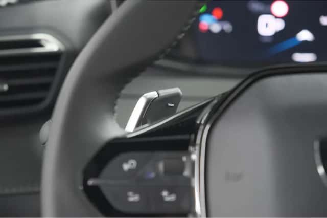 Peugeot 2008 (2025) thumbnail 35