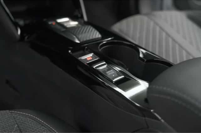 Peugeot 2008 (2025) thumbnail 44