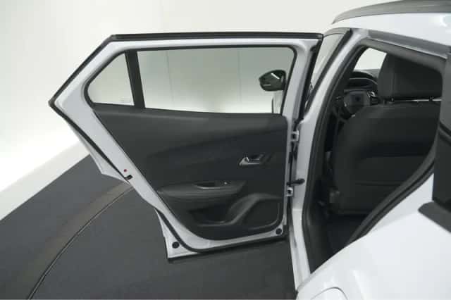 Peugeot 2008 (2025) thumbnail 64