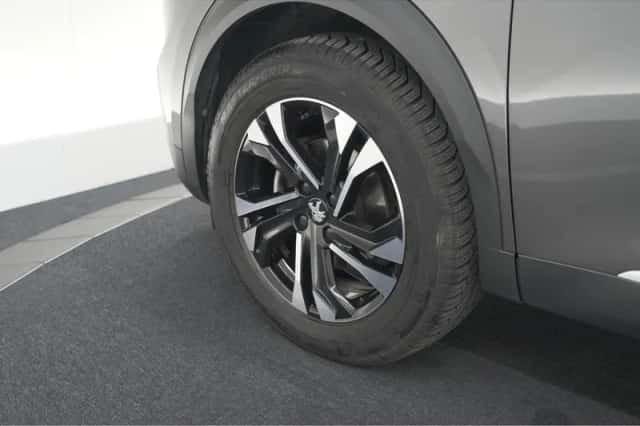 Peugeot 2008 (2022) thumbnail 17