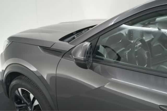 Peugeot 2008 (2022) thumbnail 18