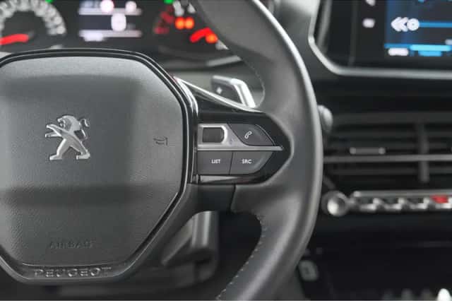 Peugeot 2008 (2022) thumbnail 29