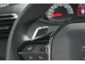 Peugeot 2008 (2022) thumbnail 30