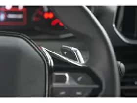Peugeot 2008 (2022) thumbnail 31