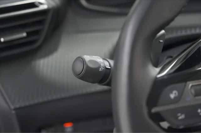 Peugeot 2008 (2022) thumbnail 32