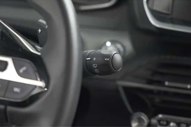 Peugeot 2008 (2022) thumbnail 33