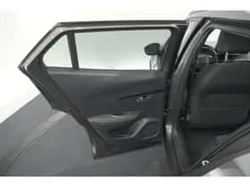 Peugeot 2008 (2022) thumbnail 61