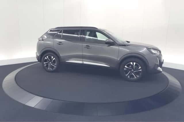 Peugeot 2008 (2022) thumbnail 8