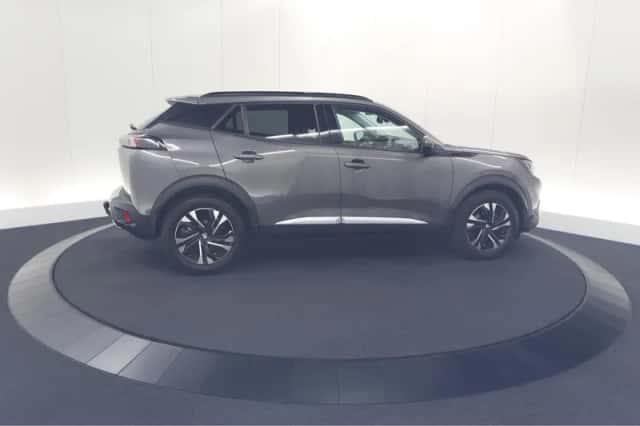 Peugeot 2008 (2022) thumbnail 9