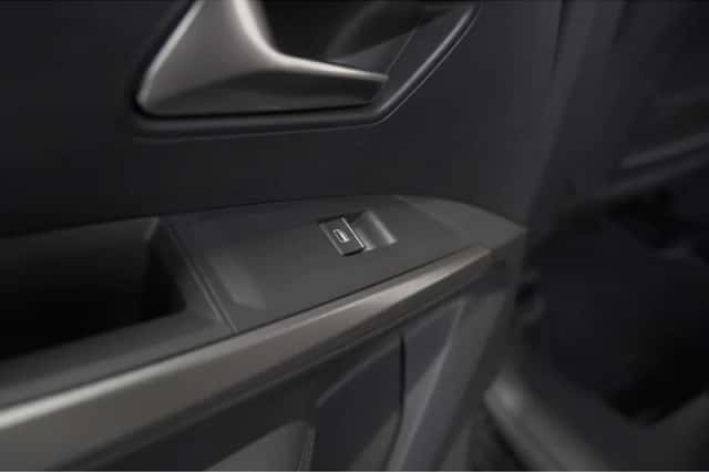 Peugeot 3008 (2025) thumbnail 33