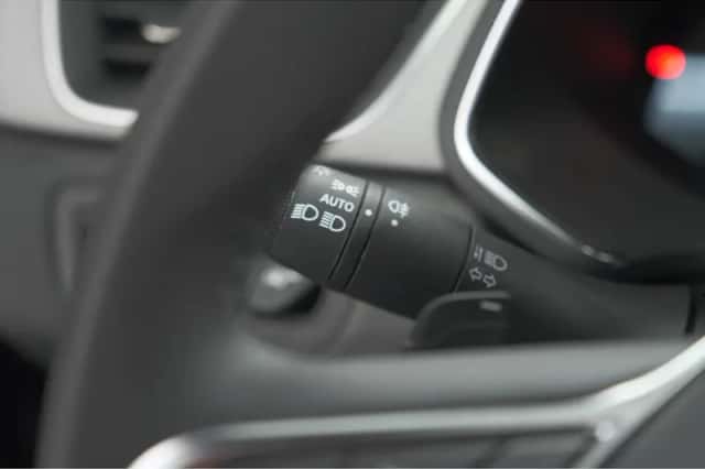 Renault Captur (2024) thumbnail 36