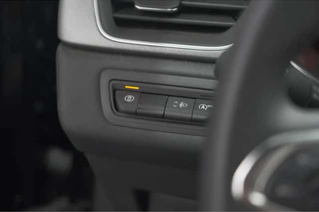 Renault Captur (2024) thumbnail 39