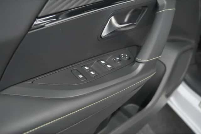 Peugeot 2008 (2024) thumbnail 26