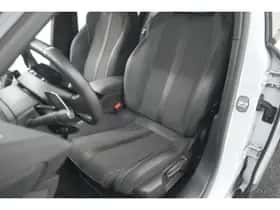 Peugeot 2008 (2024) thumbnail 28